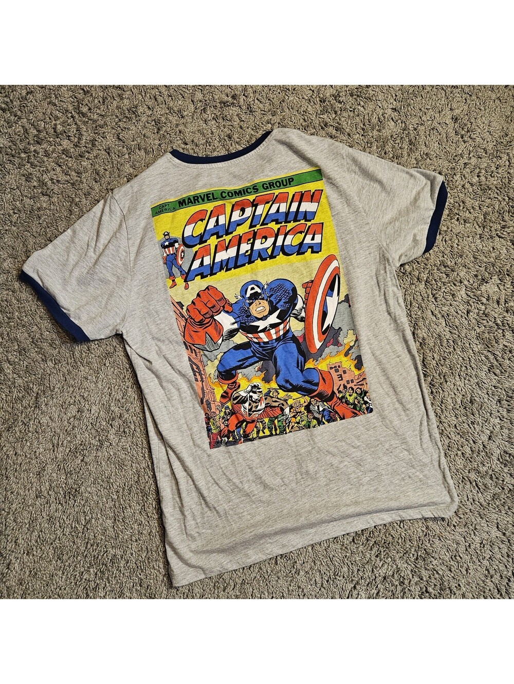 Marvel x Aeropostale Captain America Ringer Tee – Medium